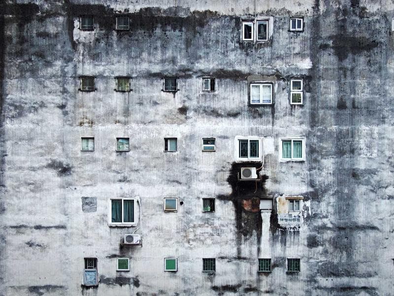 Compact Plot Plot for Young Professionals