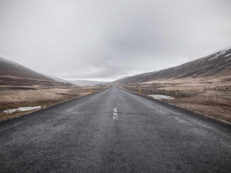 Commercial Commercial Office Near Shopping Mall