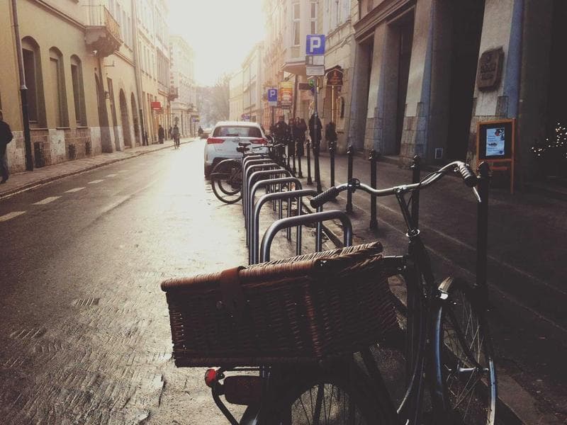 Smart Home Commercial Commercial Showroom with Automation